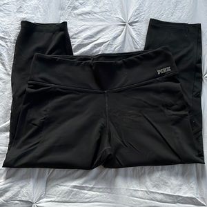 PINK Black 3/4 Yoga Leggings